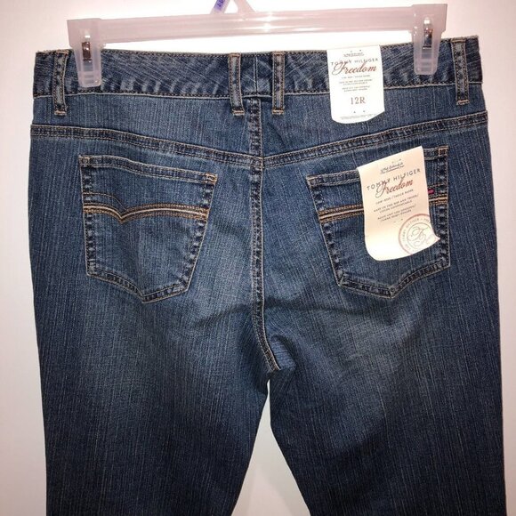 New Tommy Hilfiger Freedom Womens Size 12 Blue Low Rise Boot Cut Leg Denim Jeans - Picture 6 of 14